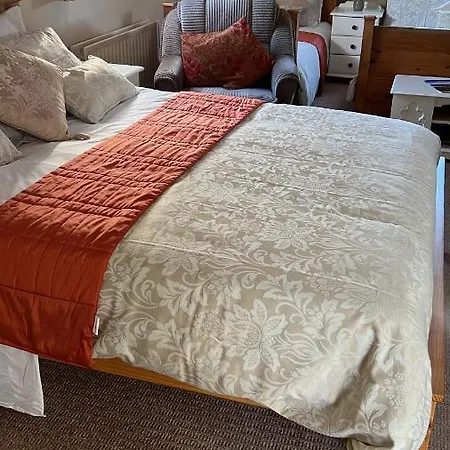 Heeneys Bed & Breakfast Donegal Town