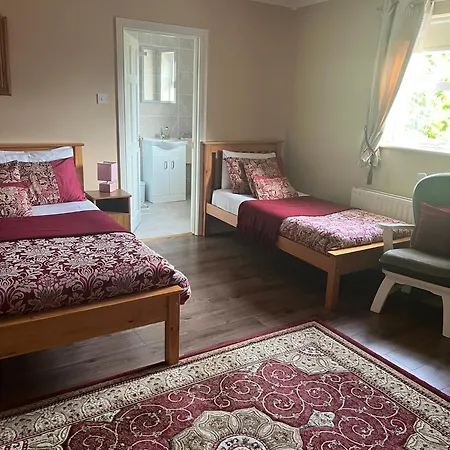 Heeneys 3* Donegal Town