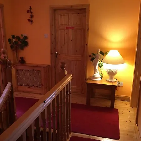 Bed & Breakfast Heeneys Donegal Town