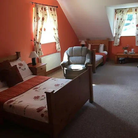 Bed & Breakfast Heeneys 3*