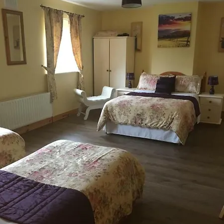 Bed & Breakfast Heeneys Donegal Town