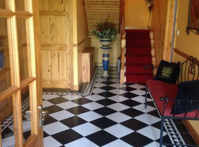 Heeneys Alojamento de Acomodação e Pequeno-almoço 3*