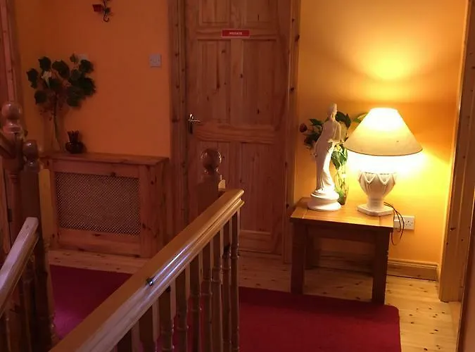 ベッド・アンド・ブレックファスト Heeneys ドネゴール