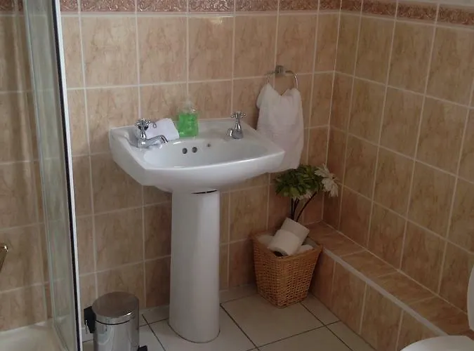 Heeneys ベッド・アンド・ブレックファスト