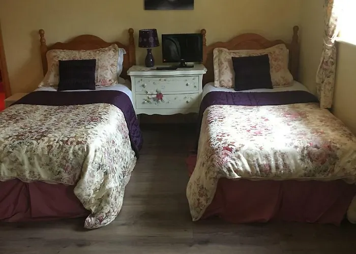 Alojamento de Acomodação e Pequeno-almoço Heeneys 3*